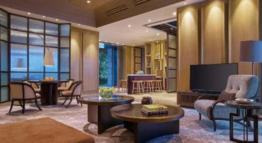 New World Guiyang Hotel المظهر الخارجي الصورة
