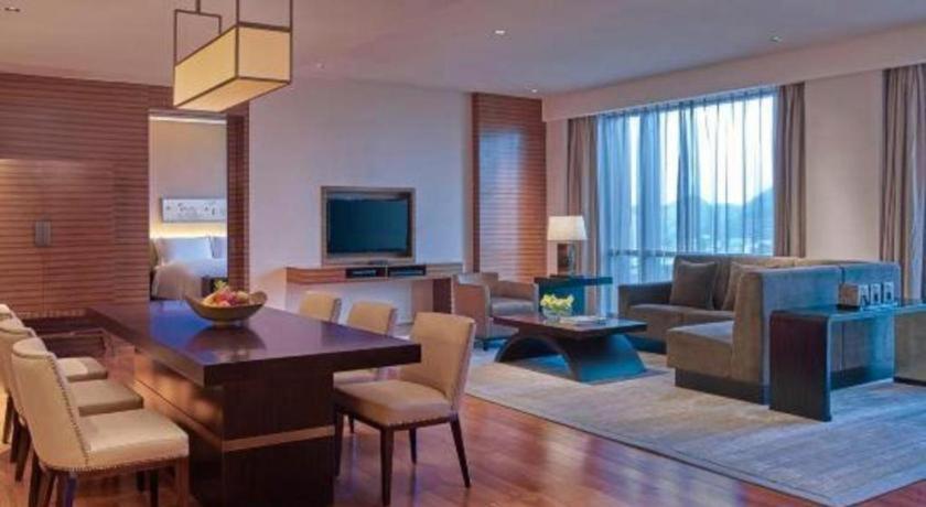 New World Guiyang Hotel المظهر الخارجي الصورة